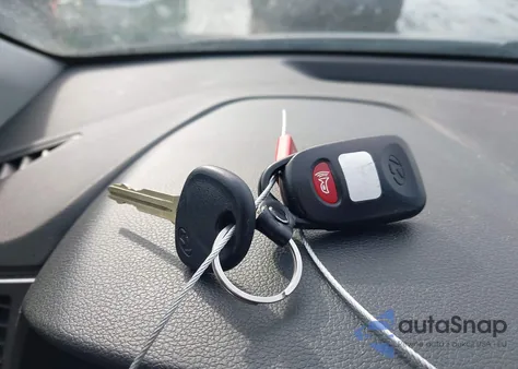 2018 Hyundai Elantra Sel z USA, uszkodzony, nr VIN 5NPD84LF1JH376695